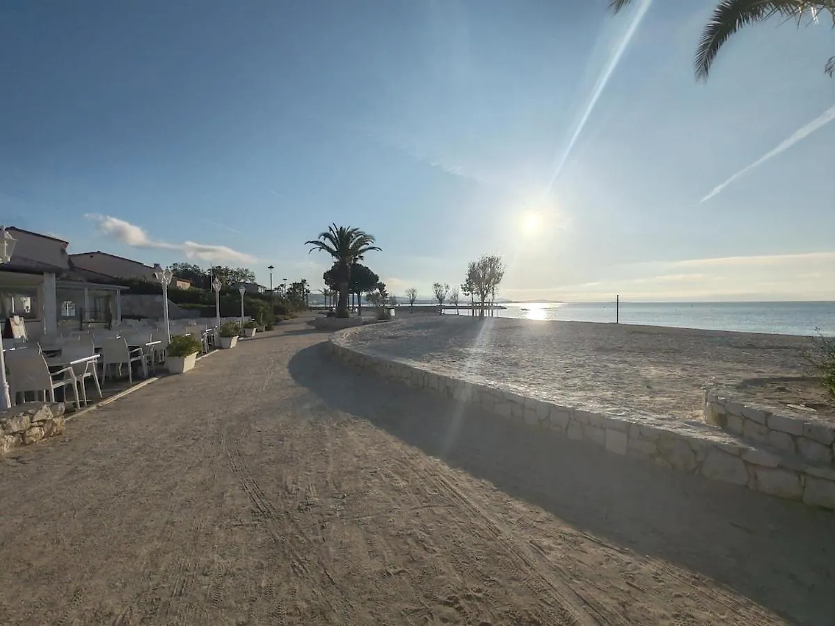 Studio Beach Villeneuve-Loubet 0*,
